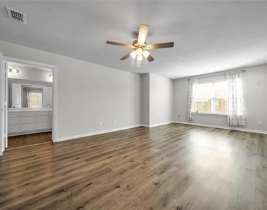 2817 Bellflower Drive - Photo Thumbnail 10