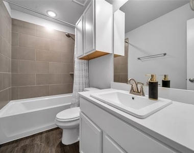 2817 Bellflower Drive - Photo Thumbnail 13
