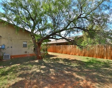 4074 Russell Avenue - Photo Thumbnail 28