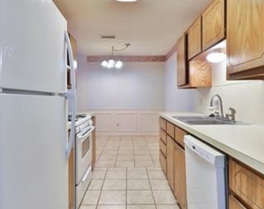 4074 Russell Avenue - Photo Thumbnail 8