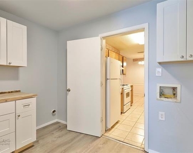 4074 Russell Avenue - Photo Thumbnail 35
