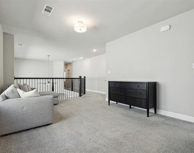 2121 Tolleson Drive - Photo Thumbnail 14