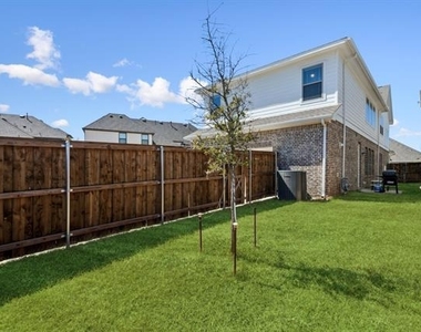 2121 Tolleson Drive - Photo Thumbnail 23