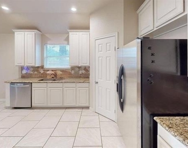 4828 Curzon Avenue - Photo Thumbnail 3