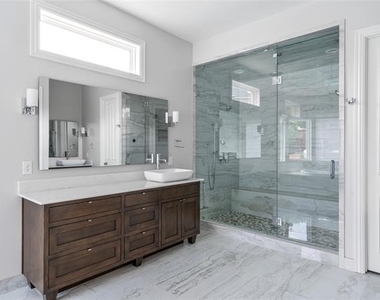 3705 Country Oak Court - Photo Thumbnail 14