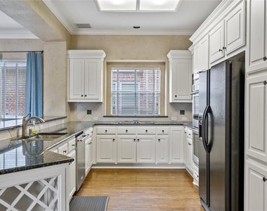 3705 Country Oak Court - Photo Thumbnail 5