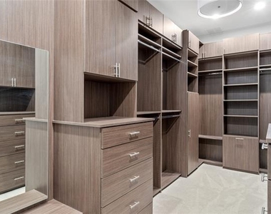 3705 Country Oak Court - Photo Thumbnail 17