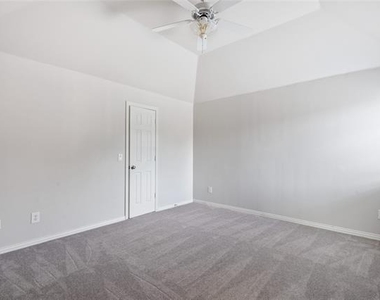 3705 Country Oak Court - Photo Thumbnail 22