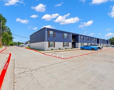 4639 Williams Road - Photo Thumbnail 11