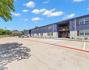 4639 Williams Road - Photo Thumbnail 9