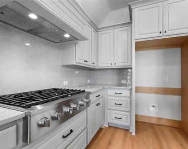 1824 Buckeye Lane - Photo Thumbnail 30