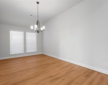 1824 Buckeye Lane - Photo Thumbnail 14