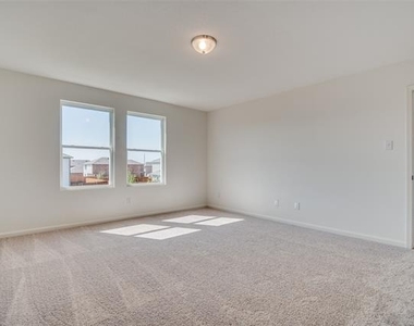 6231 Old Bridge Way - Photo Thumbnail 12