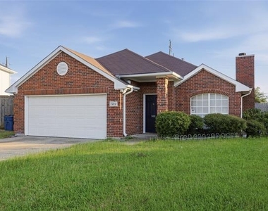 5418 Cypress Drive - Photo Thumbnail 1