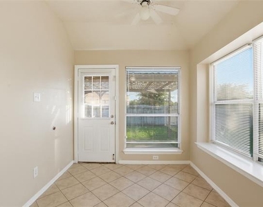 5418 Cypress Drive - Photo Thumbnail 6