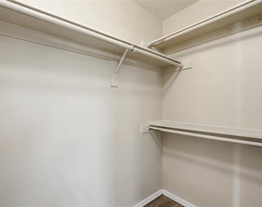 5418 Cypress Drive - Photo Thumbnail 15