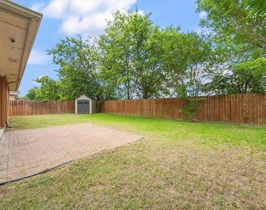 2701 Redwood Street - Photo Thumbnail 25
