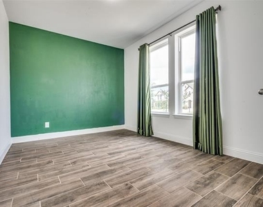 9448 Middle Ground Place - Photo Thumbnail 22