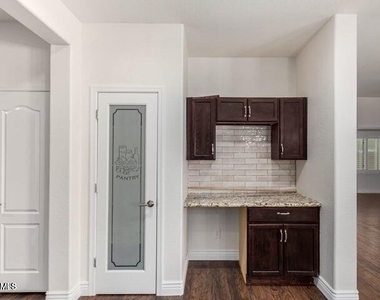 2466 E Katrina Trail - Photo Thumbnail 9