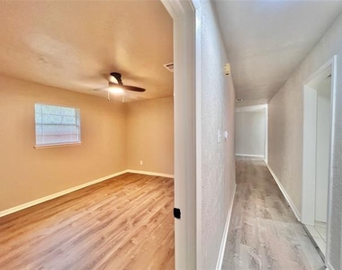 3505 Northpark Drive - Photo Thumbnail 9