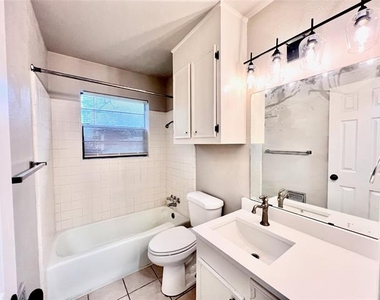 3505 Northpark Drive - Photo Thumbnail 8