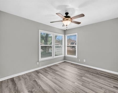 1220 S Lamar Street - Photo Thumbnail 13