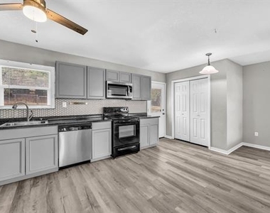 1220 S Lamar Street - Photo Thumbnail 6