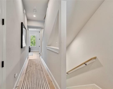 2157 Wenge Lane - Photo Thumbnail 19
