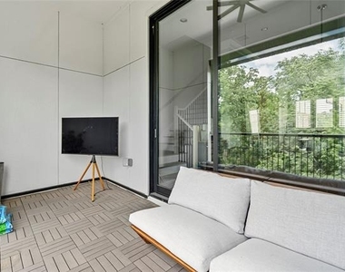 2157 Wenge Lane - Photo Thumbnail 13