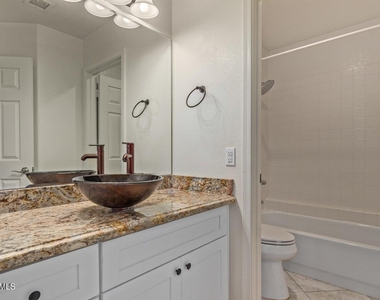 9414 S 51st Street - Photo Thumbnail 17
