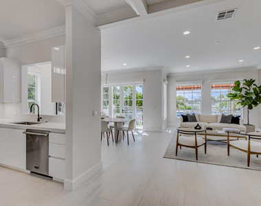 27 Marina Gardens Drive - Photo Thumbnail 33