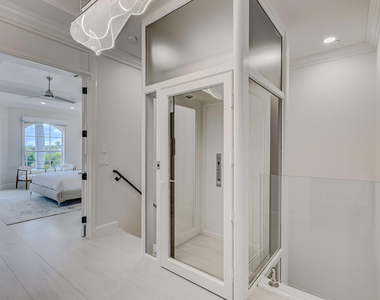 27 Marina Gardens Drive - Photo Thumbnail 51