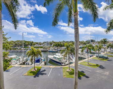 27 Marina Gardens Drive - Photo Thumbnail 50