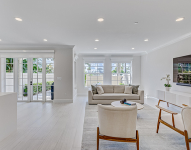 27 Marina Gardens Drive - Photo Thumbnail 10