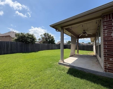616 Kinghaven Drive - Photo Thumbnail 20