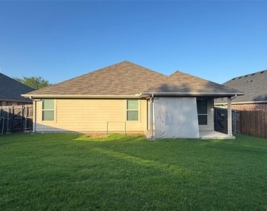 616 Kinghaven Drive - Photo Thumbnail 19