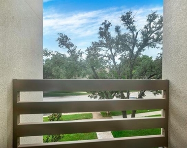 9471 Timberleaf Drive - Photo Thumbnail 32