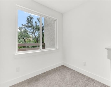 9471 Timberleaf Drive - Photo Thumbnail 26