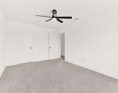 9471 Timberleaf Drive - Photo Thumbnail 20