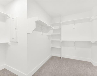 9471 Timberleaf Drive - Photo Thumbnail 21