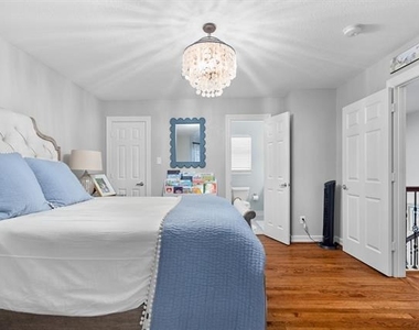 2704 Welborn Street - Photo Thumbnail 30
