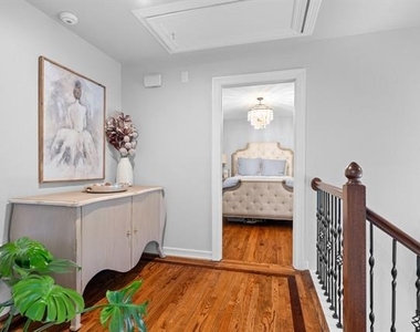 2704 Welborn Street - Photo Thumbnail 21