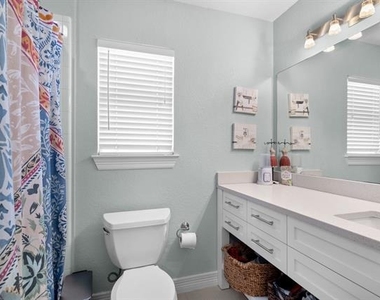 2704 Welborn Street - Photo Thumbnail 31
