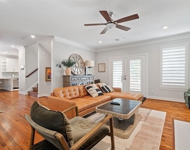 2704 Welborn Street - Photo Thumbnail 12