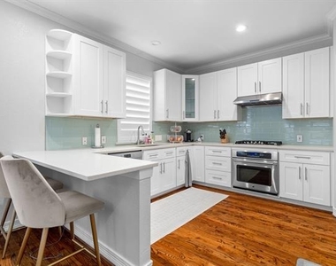 2704 Welborn Street - Photo Thumbnail 16