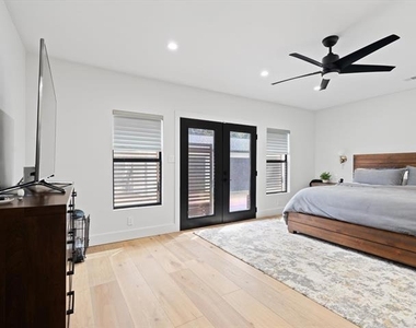 3936 Cedar Bayou Drive - Photo Thumbnail 11