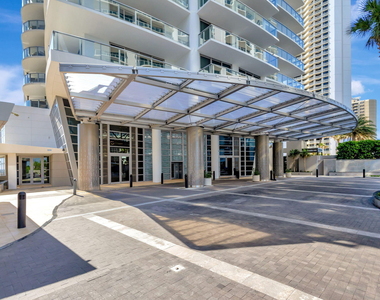 3100 N Ocean Drive - Photo Thumbnail 51