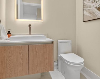 3100 N Ocean Drive - Photo Thumbnail 41