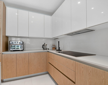 3100 N Ocean Drive - Photo Thumbnail 19