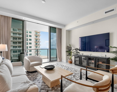 3100 N Ocean Drive - Photo Thumbnail 1
